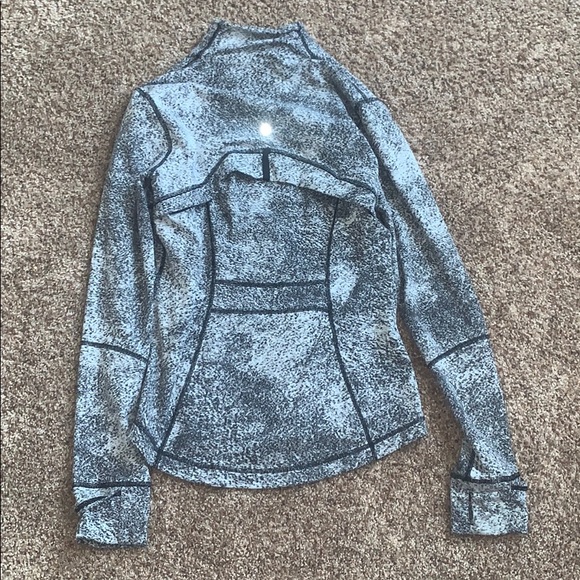 lululemon jacket - Picture 2 of 3